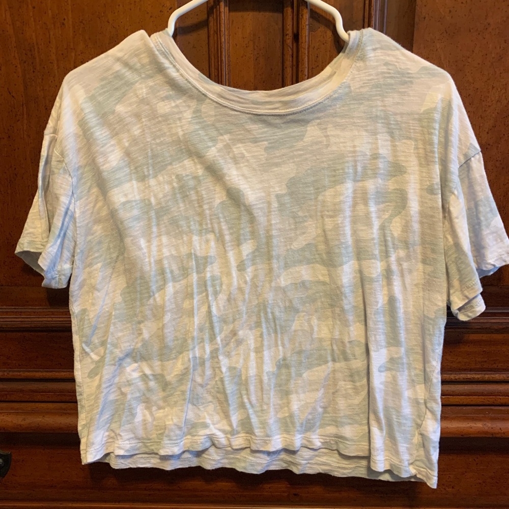 Gray Old Navy Camo Crop Top